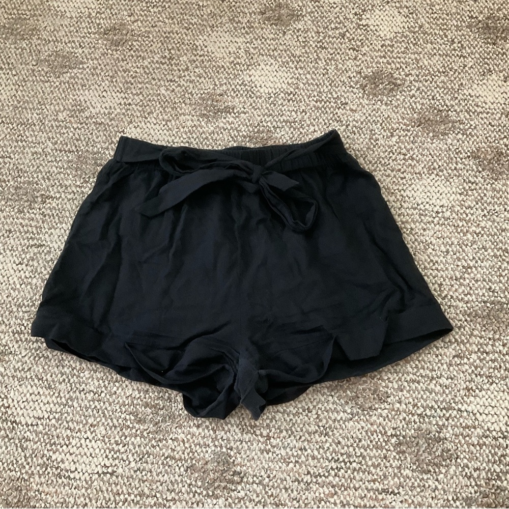 Shein linen short with front tie, Size M in black